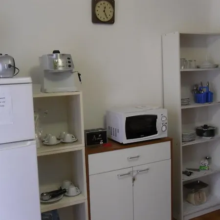 Irene Oda ve Kahvaltı Agrate Brianza